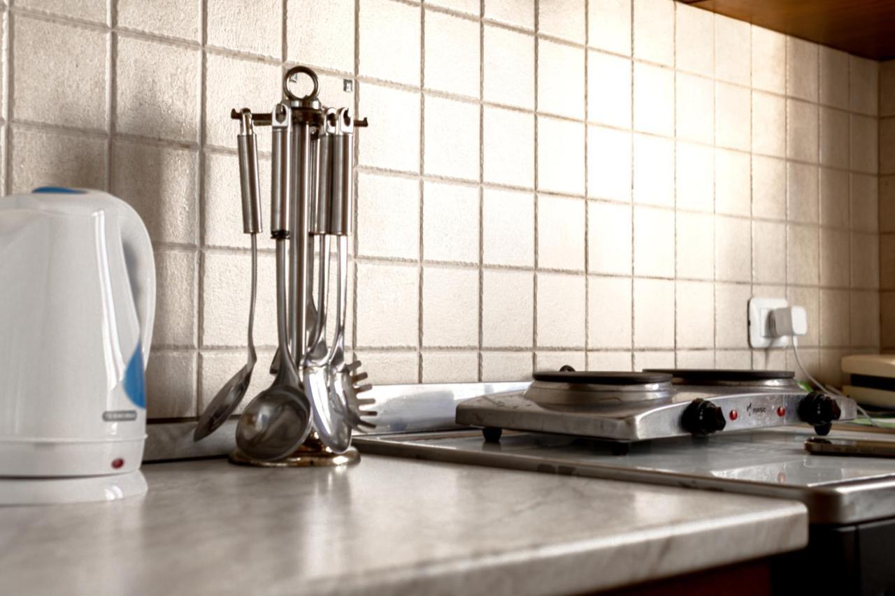 City Center Two Private Bedrooms Near Scanderbeg Square On Shared Apartment ティラナ エクステリア 写真