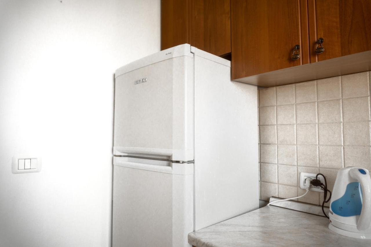 City Center Two Private Bedrooms Near Scanderbeg Square On Shared Apartment ティラナ エクステリア 写真